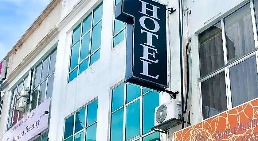 1 Hotel Taman Connaught