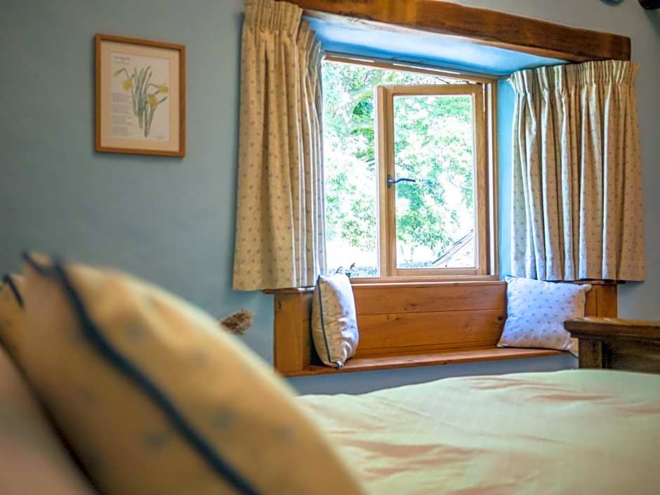 The Wayside and Whisky Barn