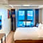 Chungchoho Best Hotel