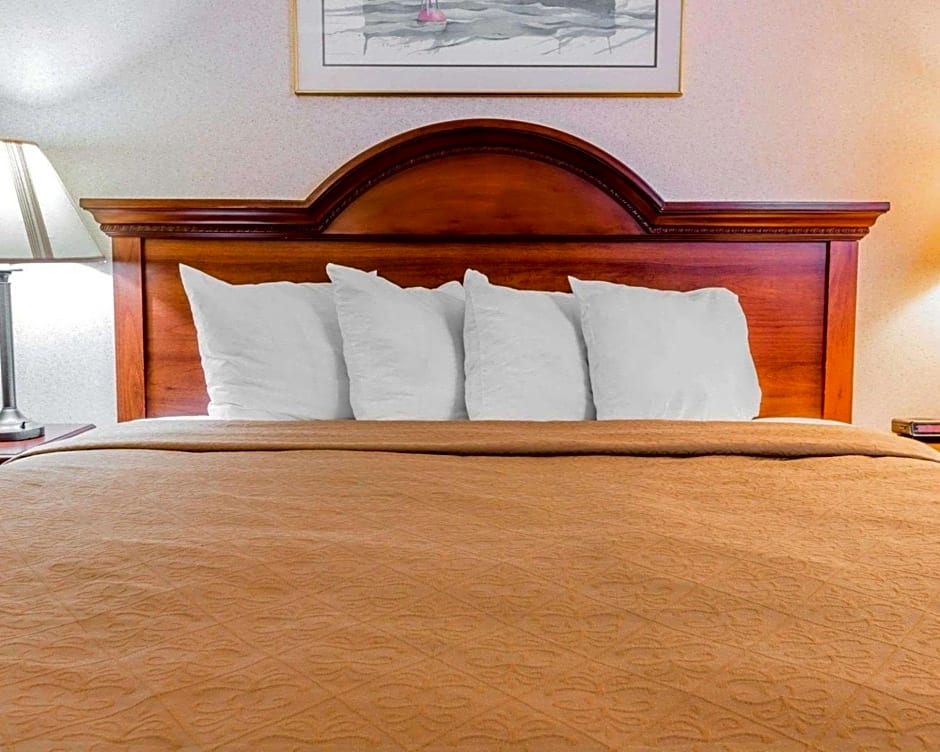 Quality Inn Grand Rapids North Walker