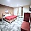 COLLINS INN & SUITES
