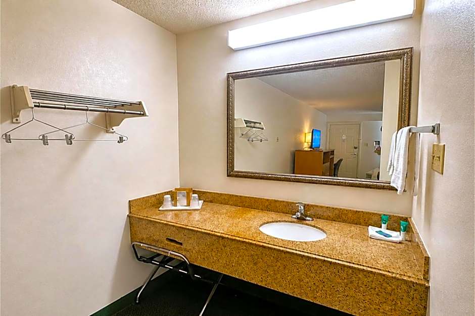 Delta Inn West Helena US 49 AR