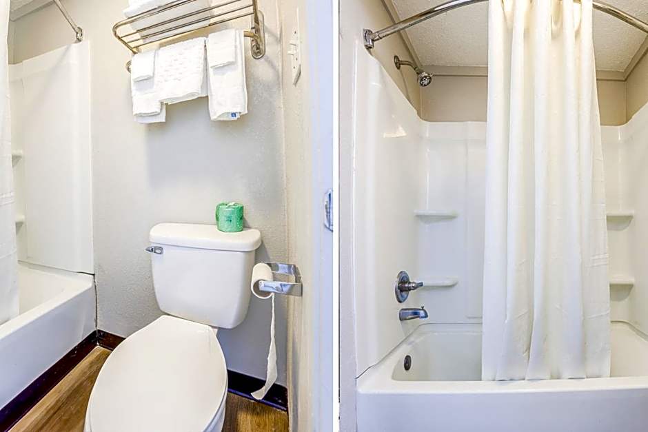 Cozy Garden Inn By OYO Hwy 40 Richmond