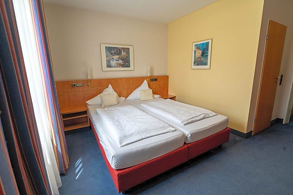 Airport Business Hotel Köln