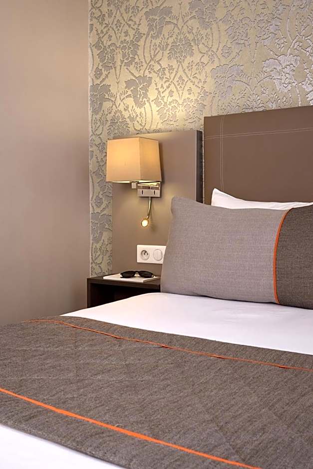 Timhotel Tour Eiffel