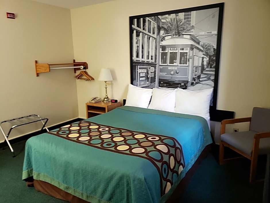 Super 8 by Wyndham Moose Jaw SK