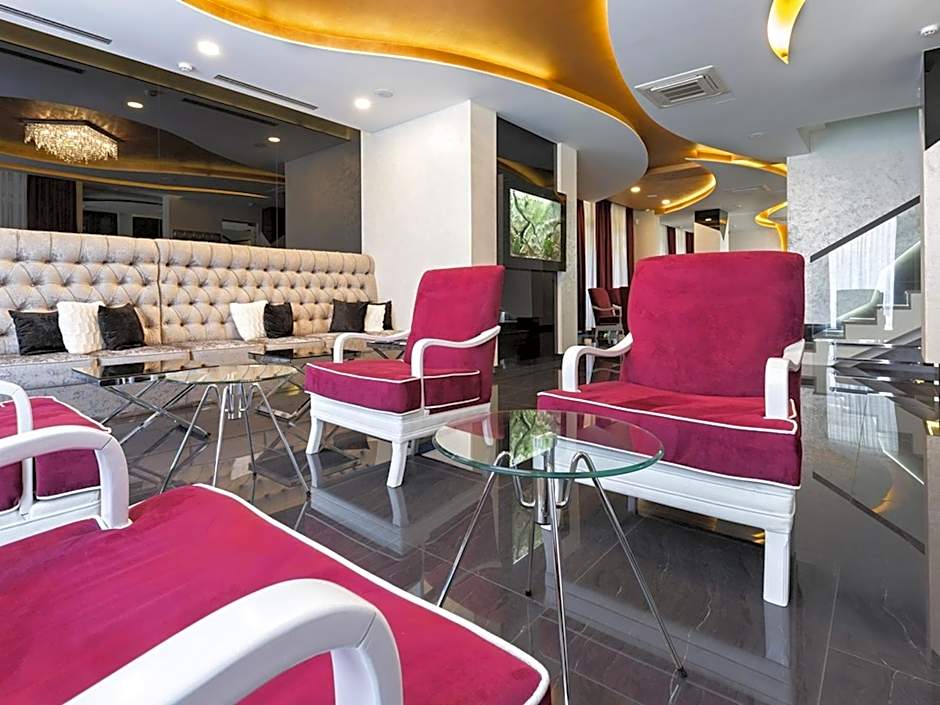 Nova City Garni Hotel Signature Collection