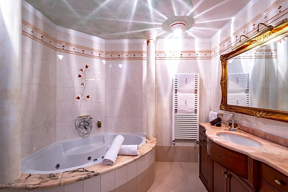 Das Land-Palais - Your lovely Mountain Hideaway