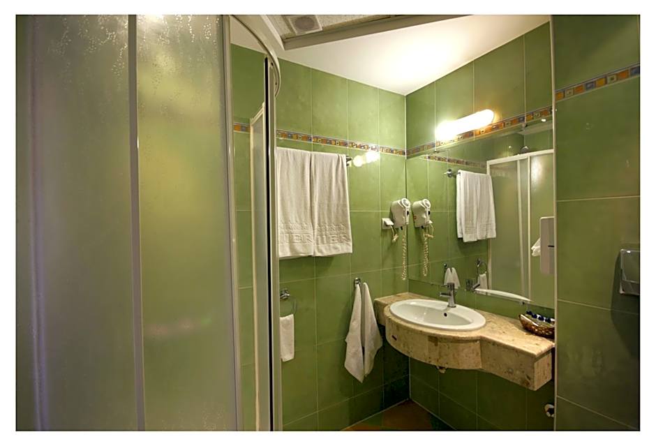 Hotel Premier - Veliko Tarnovo City Center, Panorama View