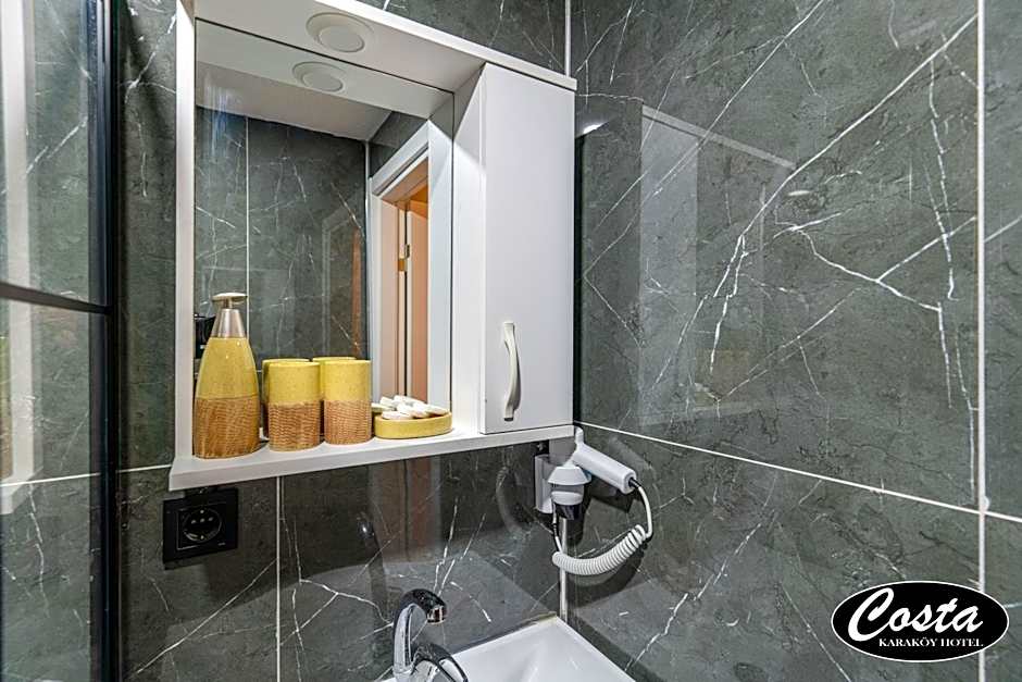 Costa Karakoy Hotel