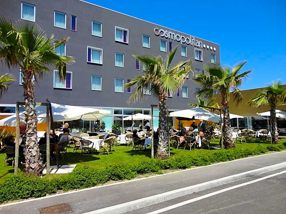 Cosmopolitan Hotel