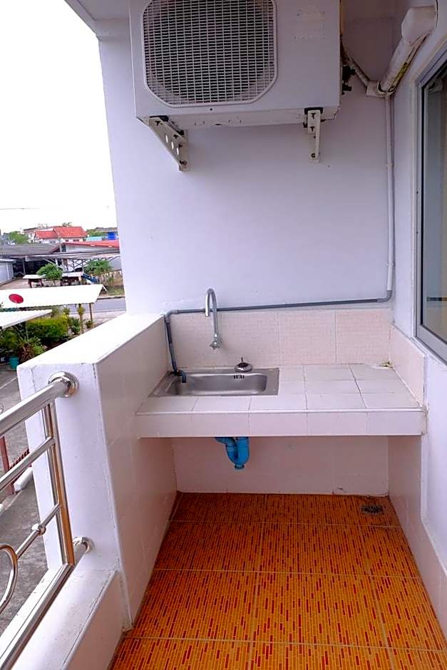 Banchang Apartment and Hotel