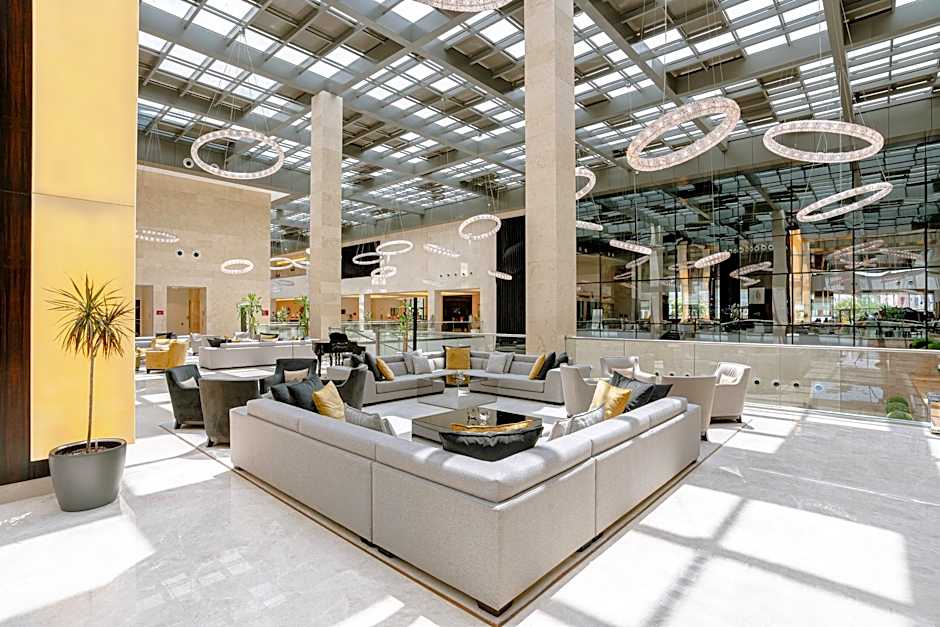 Crowne Plaza Riyadh RDC Hotel & Convention By IHG