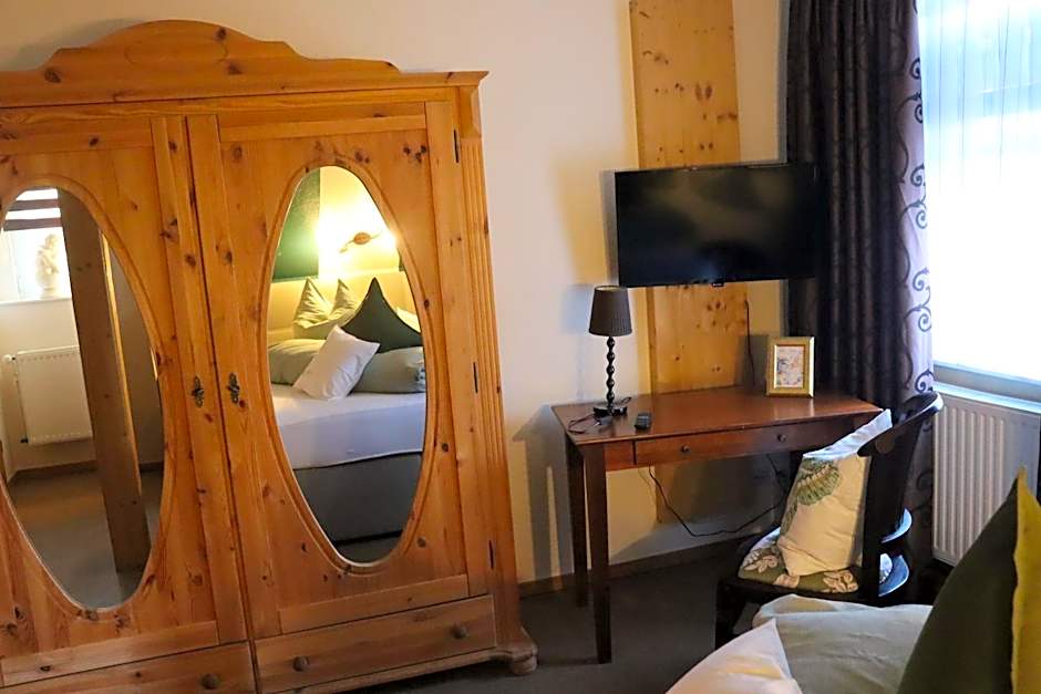 Hotel Kropper Busch Garni