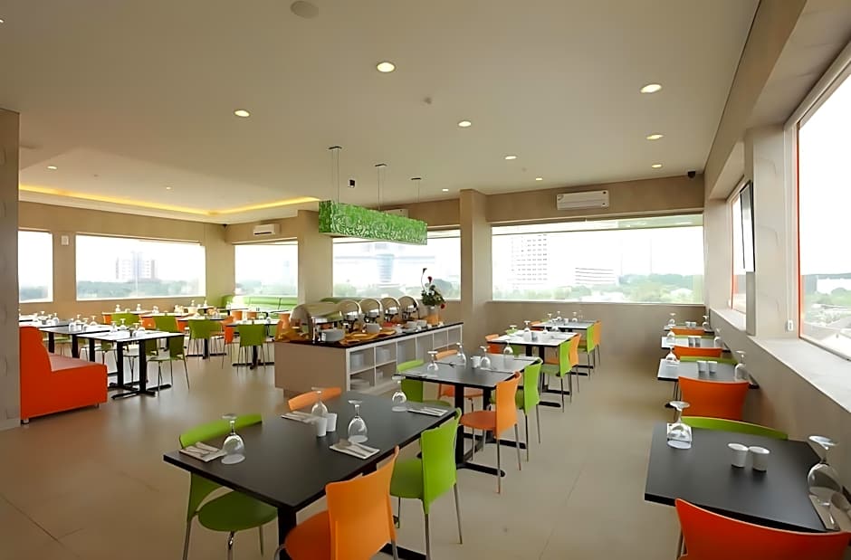 Hotel Dragon Inn Kemayoran – Jakarta, NY
