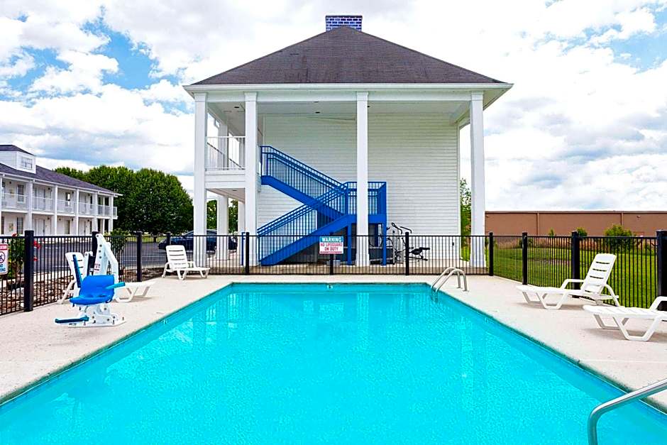 Baymont by Wyndham Tullahoma