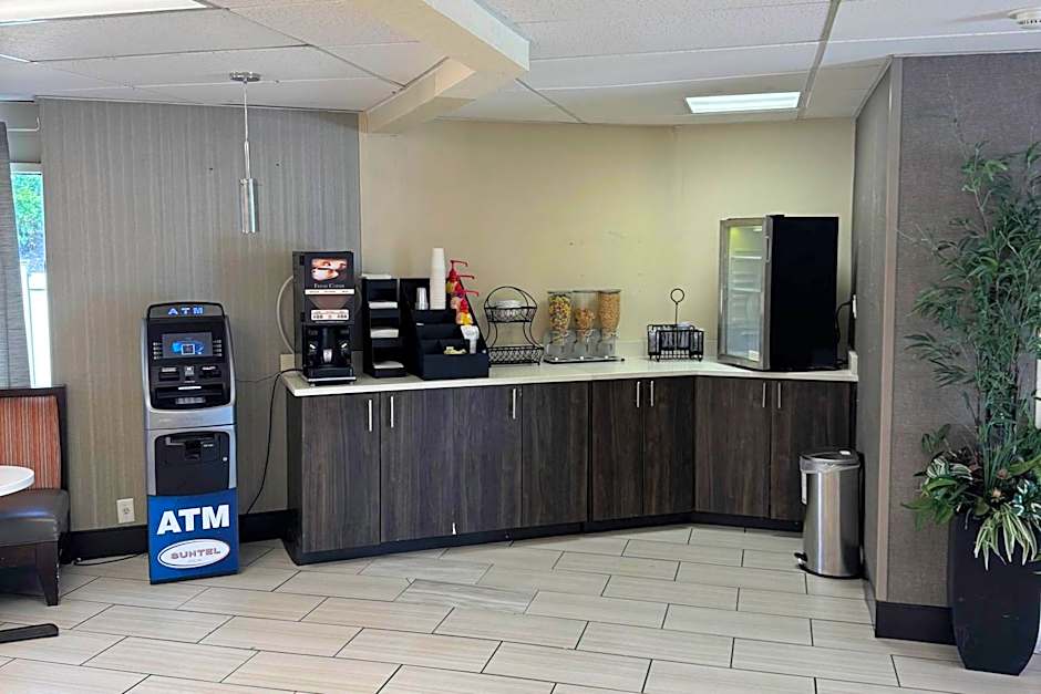 Gallus Stadium Park Inn, an Ascend Collection Hotel