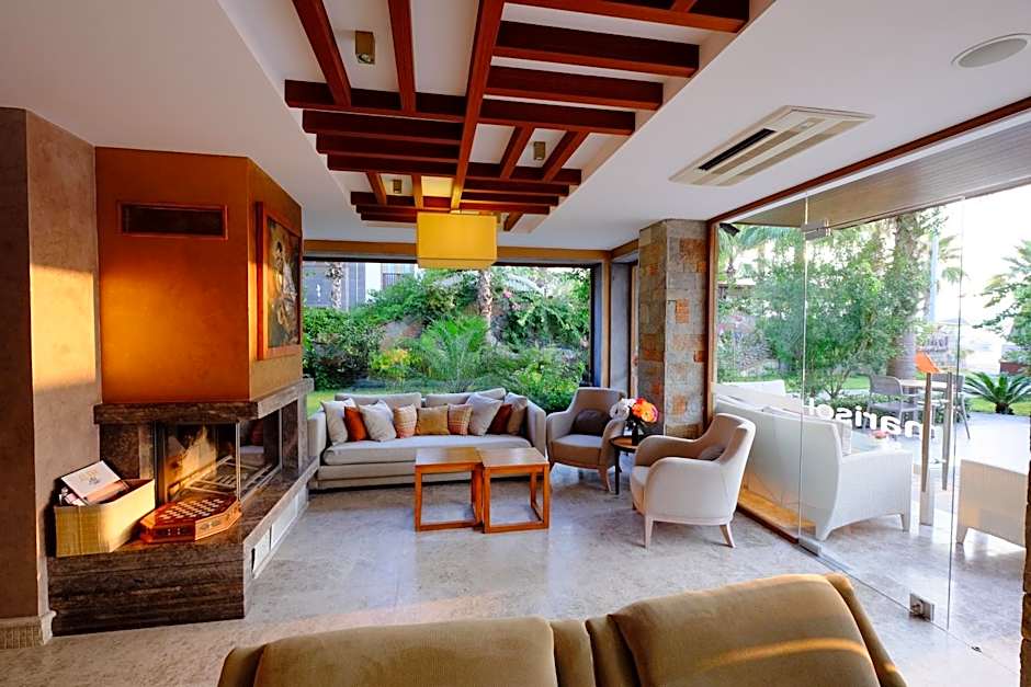 Marisol Boutique Hotel