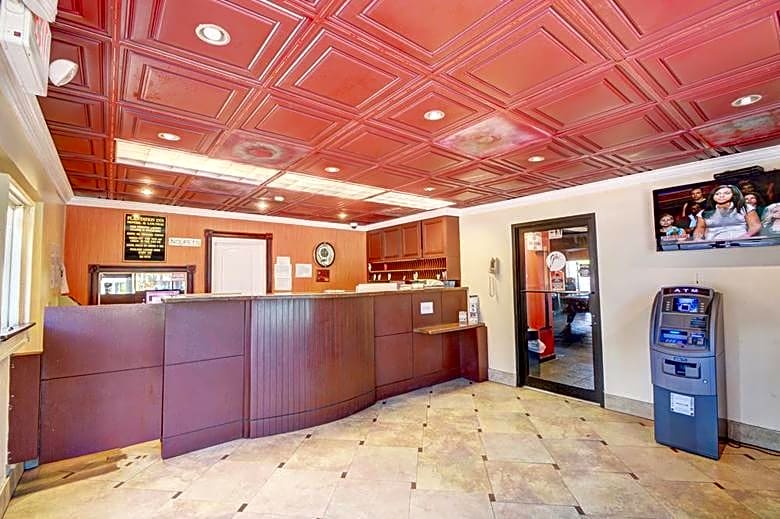 Plantation Inn Hotel And Lounge