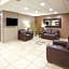 Holiday Inn Express Hotel And Suites Aberdeen