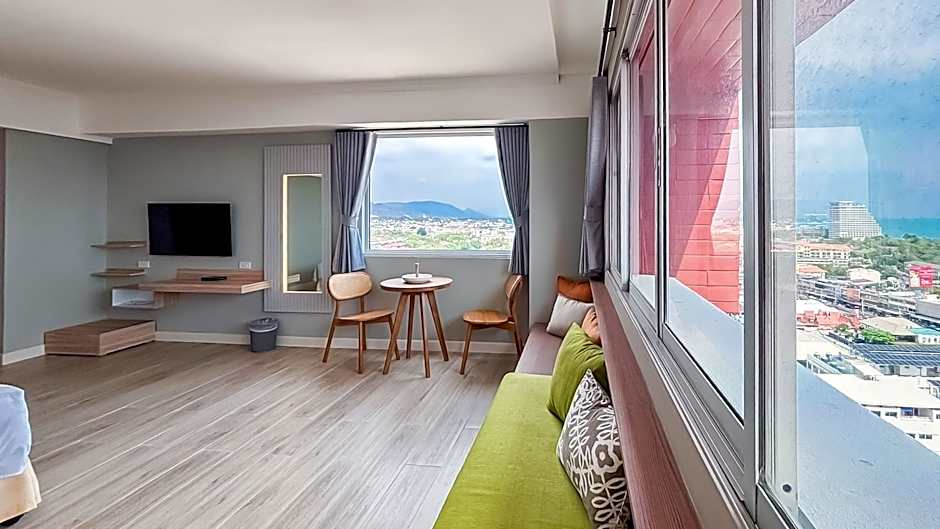 Hua Hin Grand Hotel & Plaza