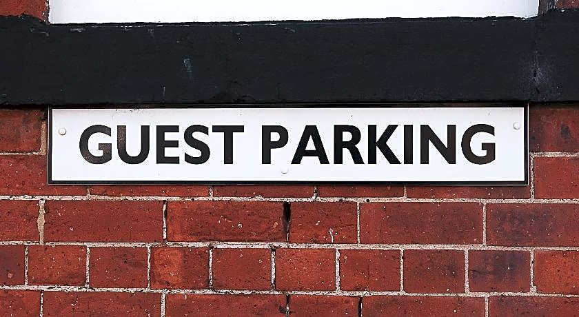 Crescent Lodge Guest House