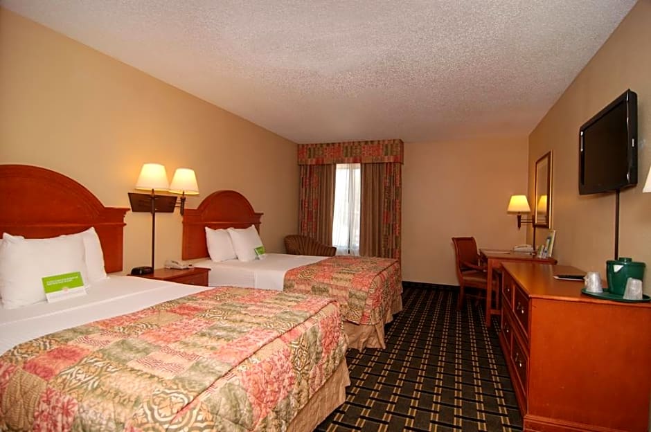 La Quinta Inn - LBJ