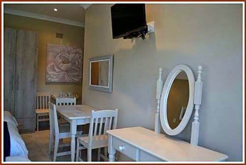 Jock-Inn Guest House