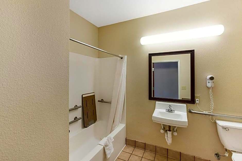Comfort Suites Plainview