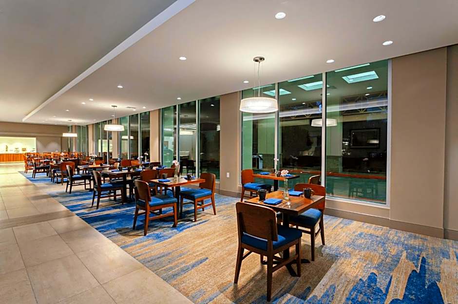 Holiday Inn Los Angeles - LAX Airport By IHG