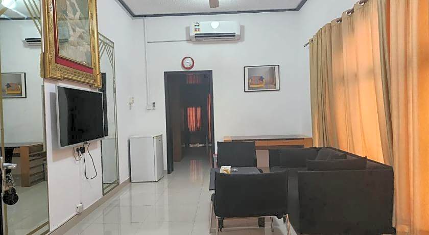 Qurum Beach Hotel