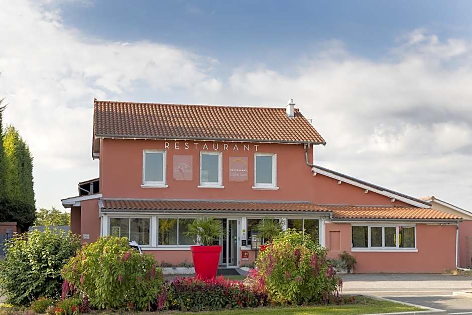 Contact Hotels Les Pierres Dorees