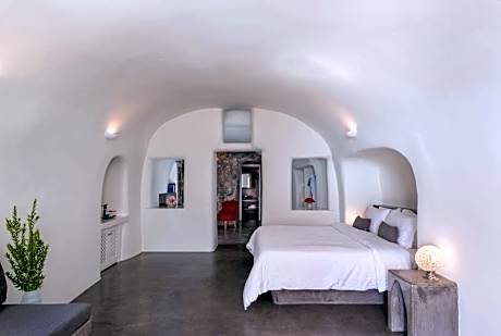 Classic Suite with Hot tub