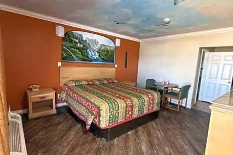 3 Queen Beds Smoking