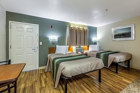 Studio 2 Twin Beds Non-Smoking