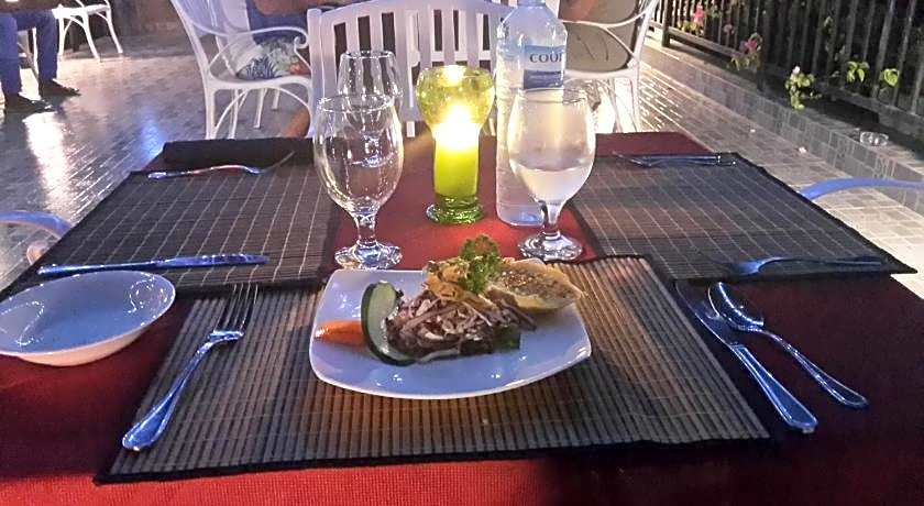 Villa Baywatch Rumassala