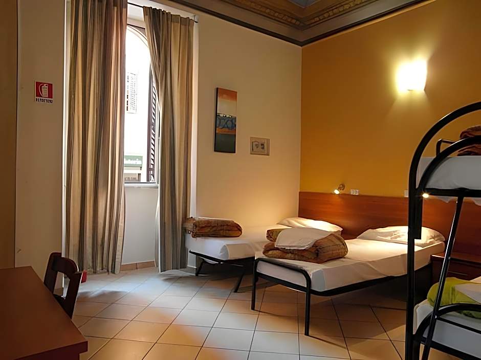 Freedom Traveller Hostel