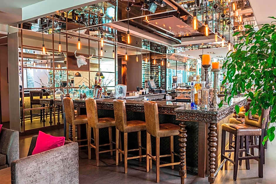 Renaissance Santiago Hotel