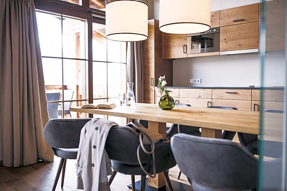 PUR Suites & Chalets