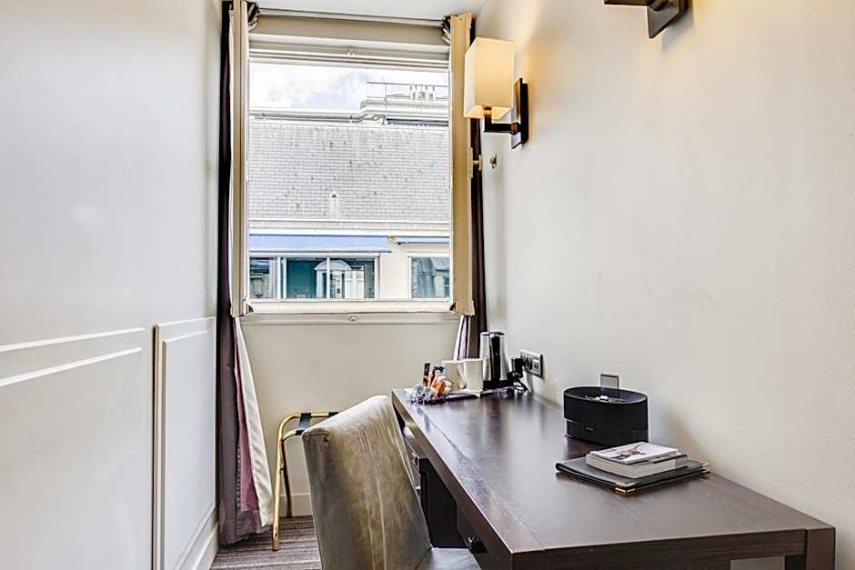 Hôtel Paris Louvre Opéra