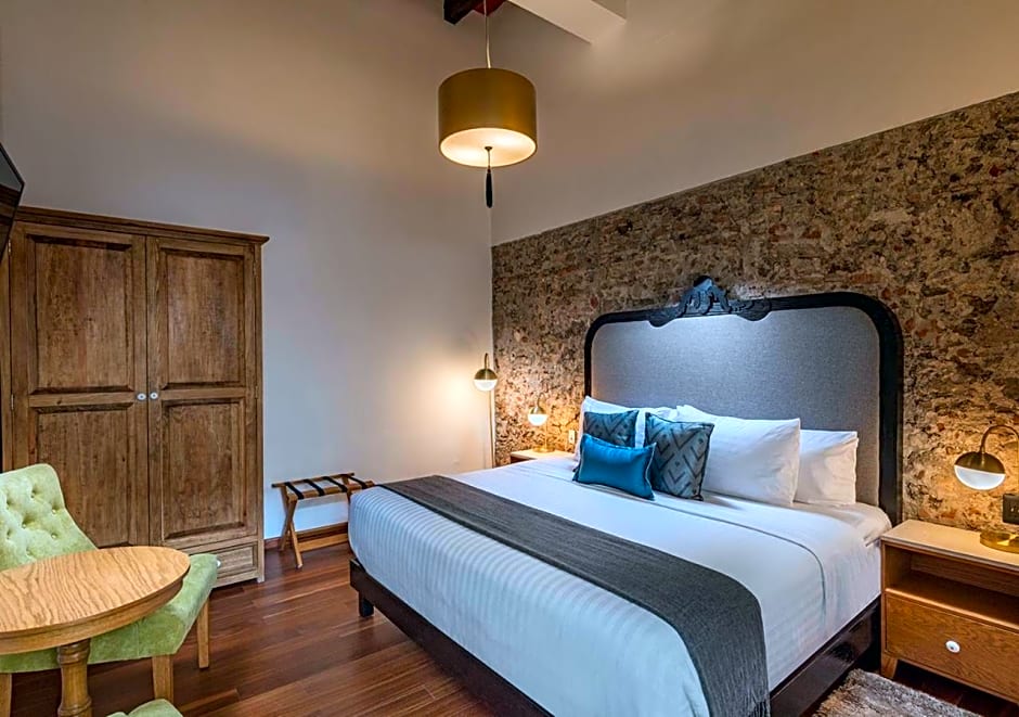 HOTEL CASA MONARCA