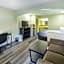 Super 8 by Wyndham Jackson MS Near the Fairgrounds