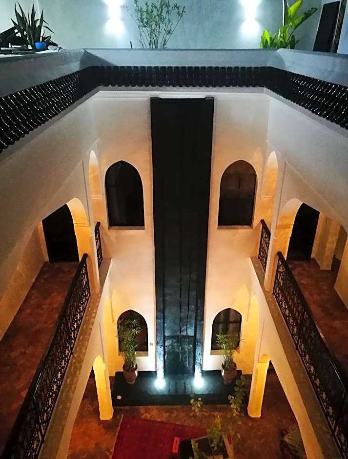 Riad Bab aylen - Piscine Roof Top chauffée