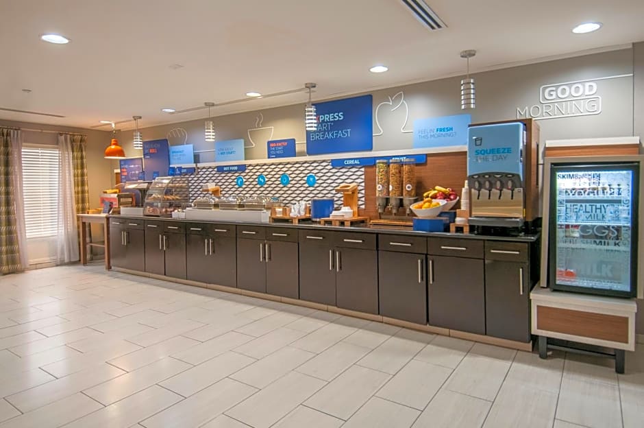 Holiday Inn Express & Suites Jackson Downtown - Coliseum By IHG