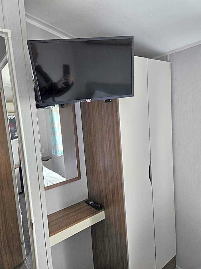 Haven Kent Coast Allhallows sleeps 8