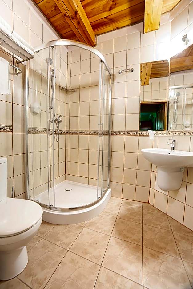 Hotel Dworek Wapionka