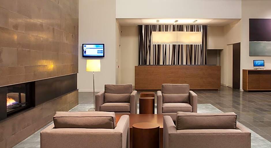 Novotel Toronto Vaughan Centre Hotel