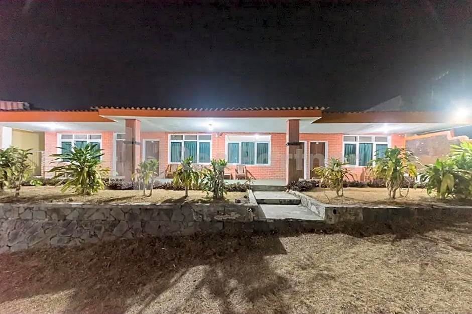 Hotel Linggarjati near Natural Park TWA Linggarjati