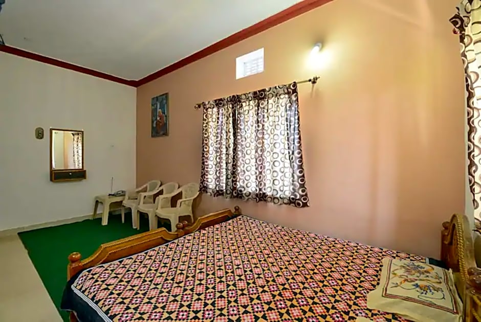 Goroomgo Surya Inn Konark