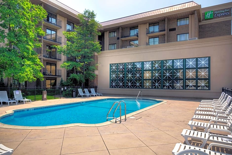Holiday Inn Express Schaumburg-Rolling Meadows By IHG